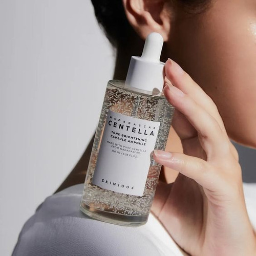 Ampola de cápsula iluminadora Skin1004 Centella Tone 100ml Hora de aplicação Dia/Noite Tipo de pele Todos os tipos de pele