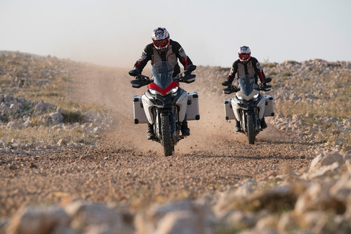 Ducati Multistrada 1260 Enduro Okm Color Arena.