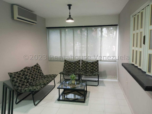 En Alquiler, Comodo Apartamento, Completamente Amoblado Y Equipado 25-1291