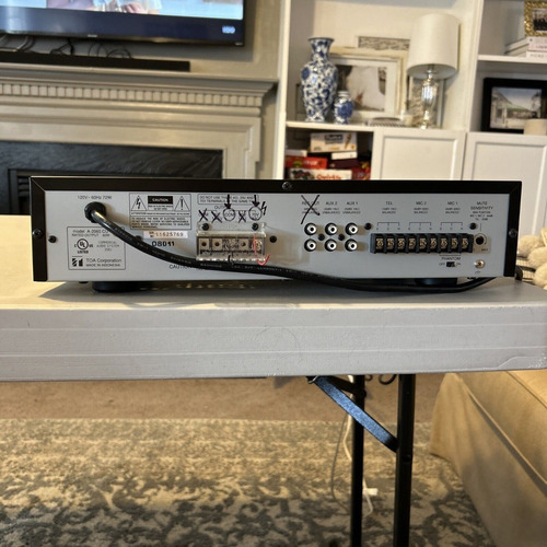 Amplificador Monofónico Toa A2060 + Parlante Novik (Usado)