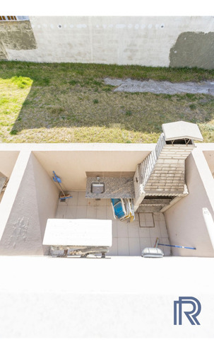 Venta Dúplex 2 Dormitorios Monte Hermoso Con Cochera