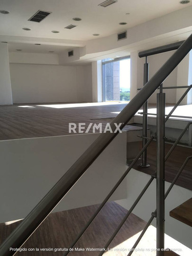 262788 L. P. Venta Oficina De Dos Niveles, Hesperia Wtc, Mañongo, Naguanagua, Solo Clientes