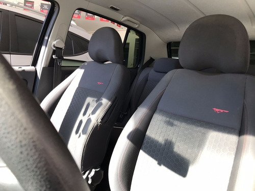 Imagem 9 de 12 de Volkswagen Crossfox 1.6 Mi 8v