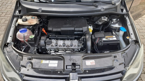 Volkswagen Fox 2012 1.0 Vht Total Flex 5p