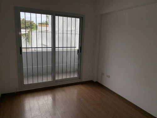 Imagen 4 de 13 de Venta Depto 2 Dormitorios C/ Cochera (alquilado), Entre Rios 1900 - Gazze