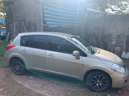 Nissan Tiida 2008