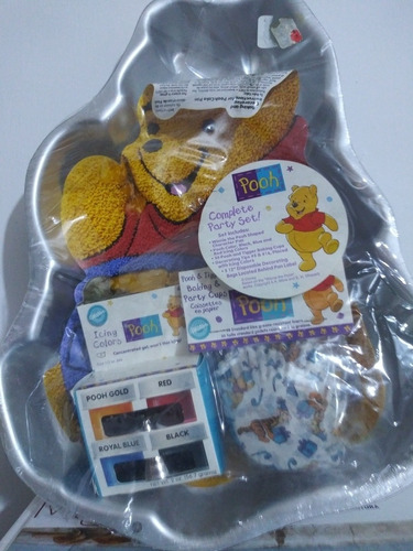 Molde De Aluminio Pooh Party Set De 37x27cm Disney Wilton