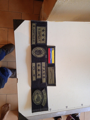 Imagen 1 de 6 de Bordados Y Parches Militares