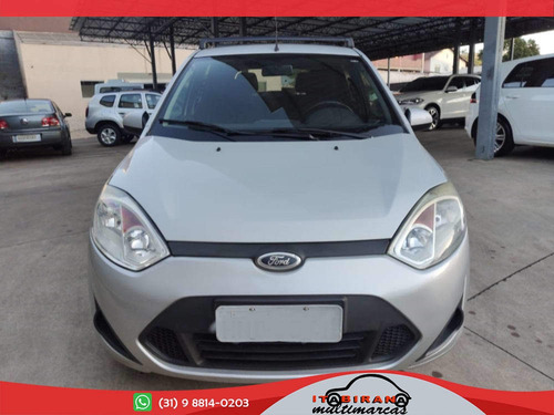 Imagem 2 de 7 de Ford Fiesta Class 1.6 8v Flex 5p Flex 2012