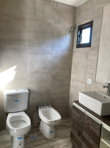 Imagen 16 de 22 de Los Prados Ii - La Calera - Venta - Duplex A Estrenar - Excelente Ubicacion!!!