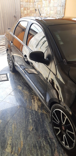 Fiat Grand Siena 1.4 Attractive Flex 4p 2012