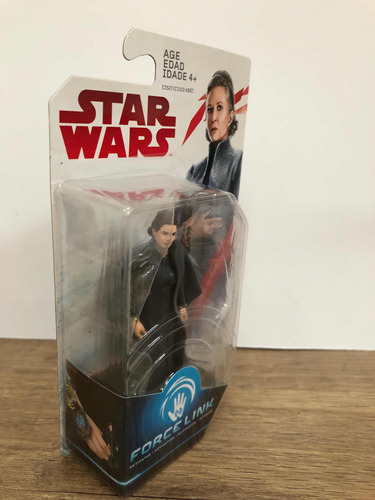 General Leia Organa Force Link Star Wars 3.75 ( 10 Cm )