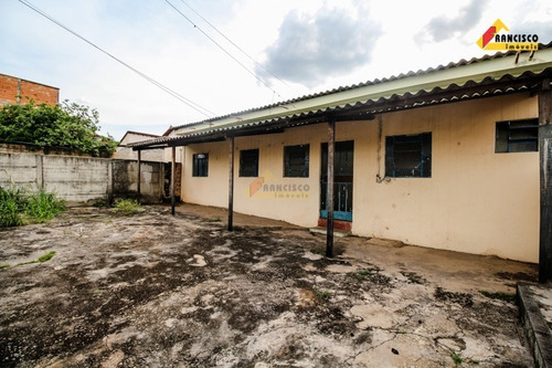 Imagem 20 de 30 de Casa À Venda, 3 Quartos, 4 Vagas, Interlagos - Divinópolis/mg - 45442