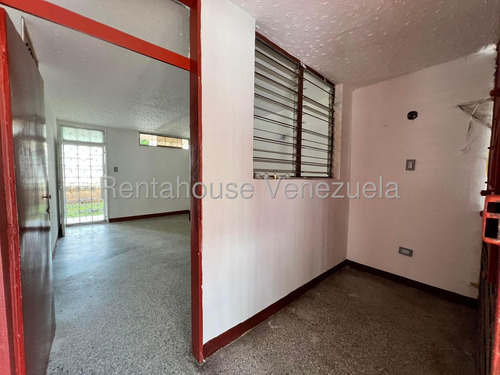 Apartamento La Victoria Con Area Adicional. Ljsa 26-374