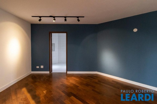 Imagem 5 de 15 de Apartamento - Campo Belo - Sp - 555699