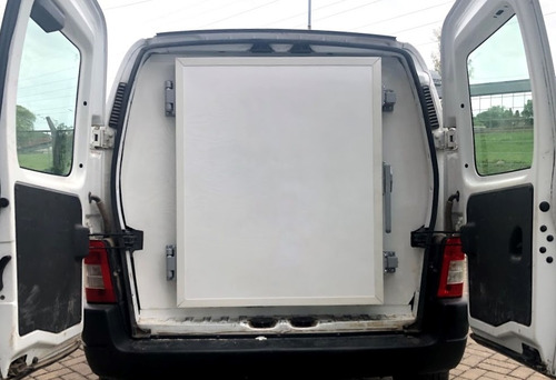 Alquiler De Camioneta Con Equipo De Frio Y De Furgon Flete