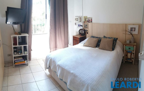 Imagem 7 de 14 de Apartamento - Campo Belo - Sp - 607385