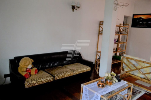 Imagem 10 de 11 de Terreno Com 754m² No Bairro Guabirotuba, Sendo 14 Frente X 52 Fundos - Re61431901