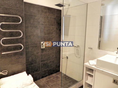 Imagen 18 de 30 de Casa En La Barra En Venta 6 Dormitorios
