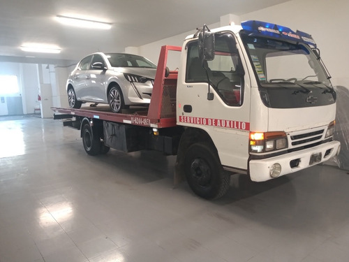 Grúa Auxilio Traslado De Vehículos Y Maquinarias