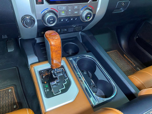 Toyota Tundra 5.7 Limited 4x4 At