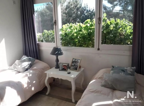 Hermosa Casa En Barrio Privado De La Barra
