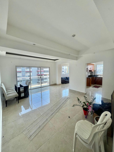 Hermoso Apartamento En Naco De Oportunidad 