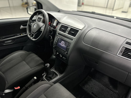 Volkswagen Fox 1.6 MSI TOTAL FLEX CONNECT 4P MANUAL