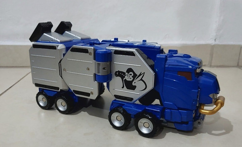 Brinquedo Bandai Tokumei Sentai Go Busters. (Usado)