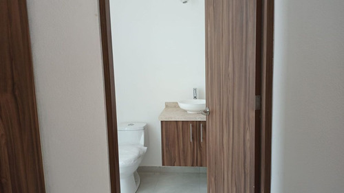 Imagen 12 de 30 de En Venta Casa En Juriquilla San Isidro, 3 Recamras, 2.5 Baño