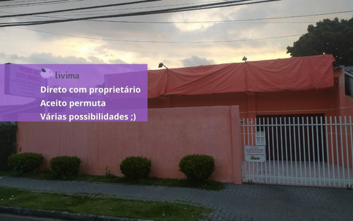 Casa Comercial À Venda Na Rua Herbert Neal, Santa Quitéria, Curitiba - Pr - Liv-11975