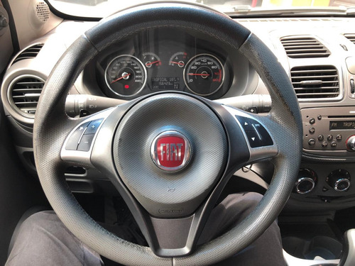 Fiat Grand Siena 1.6 16v Essence Flex Dualogic 4p