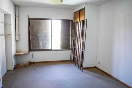Imagen 10 de 15 de Casa - Beccar-vias/libert.