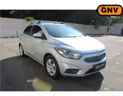 Imagem 3 de 13 de Chevrolet Onix 1.4 Mpfi Lt 8v Flex 4p Automático