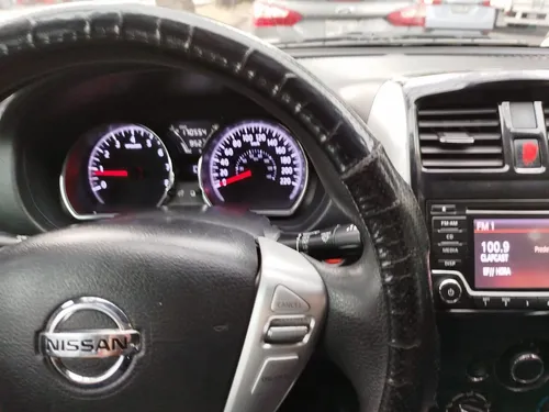 Nissan Versa 1.6 Advance At