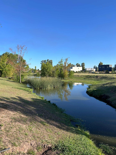 Lote Al Agua En Santa Elena El Mejor De Pilar Del Este