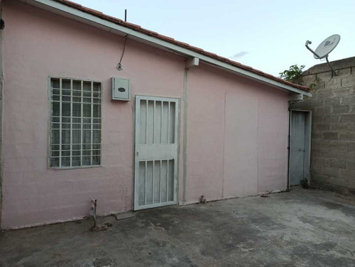 Imagen 13 de 26 de Casa Urb El Triángulo Palo Negro Libertador