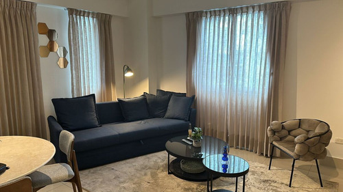 Apartamento Amueblado En Alquiler Ubicado En Evaristo Morales