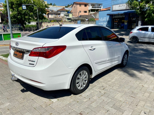 Imagem 4 de 12 de Hyundai Hb20s 1.6 Comfort Style Aut.