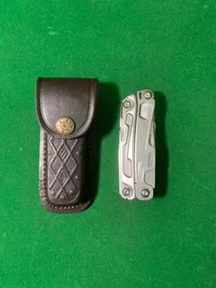 Multiuso Leatherman Rev