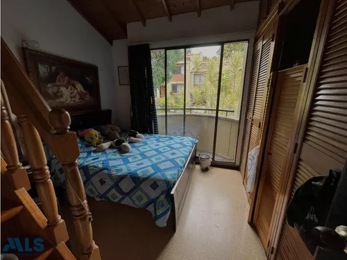 Amplia Casa Con Excelente Ubicación En Envigado!(mls#252487)