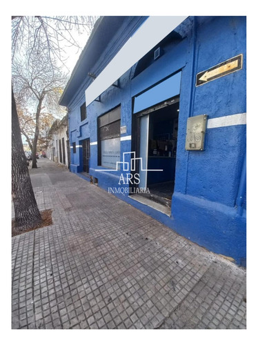 Alquilo Local Comercial . Excelente Esquina ! Cerro Largo Y Gaboto .