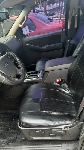 Imagen 4 de 8 de Ford Explorer Xlt