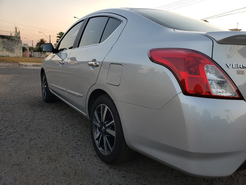 Versa Unique Cvt 2018