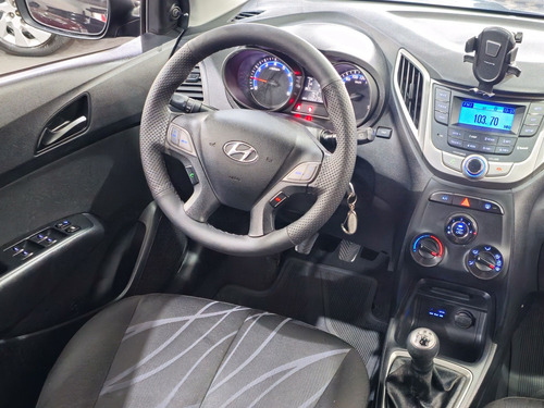 Hyundai HB20 1.0 COMFORT PLUS 12V FLEX 4P MANUAL
