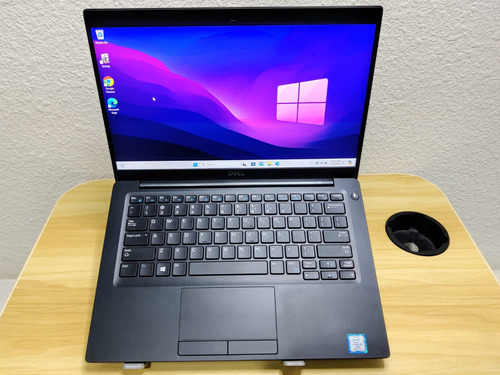 Laptop Dell Latitude 7390 Core I5-8 8gb Ram 256gb Ssd Rápida (Reacondicionado)