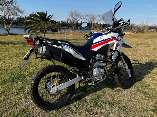 Imagen 3 de 16 de Honda Xre 300 Rally