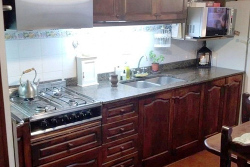 Imagen 8 de 23 de Hermosa Casa 5 Amb Con Jardín En Parque Chacabuco