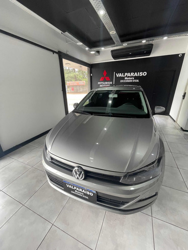 Imagen 2 de 16 de Volkswagen Polo 2018 1.6 Msi Trendline
