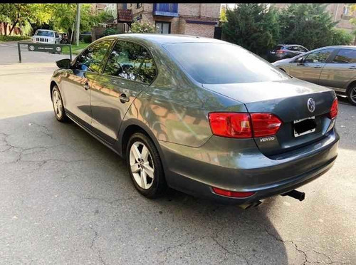 Volkswagen Vento 2.5 Luxury 170cv Tiptronic 2011